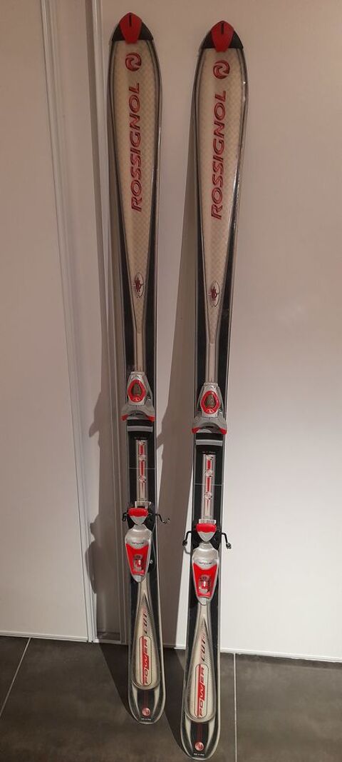 Skis 160cm Rossignol 20 Beaumont (74)