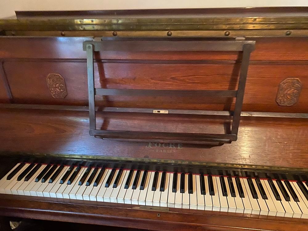 Piano en bois Instruments de musique
