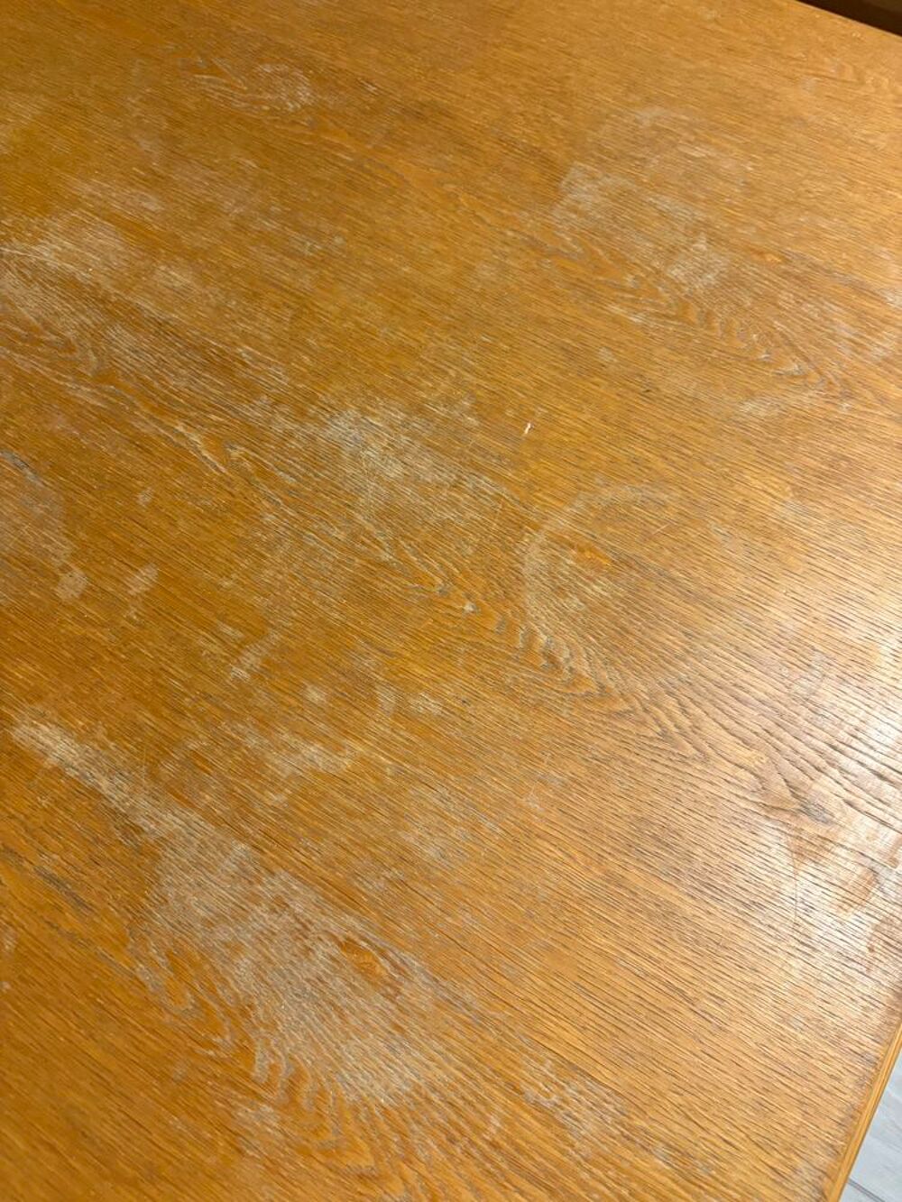 Salle &agrave; manger en ch&ecirc;ne dor&eacute; Meubles