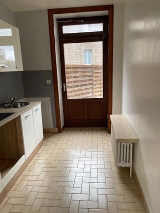Location Appartement F2 au RDC Dunières