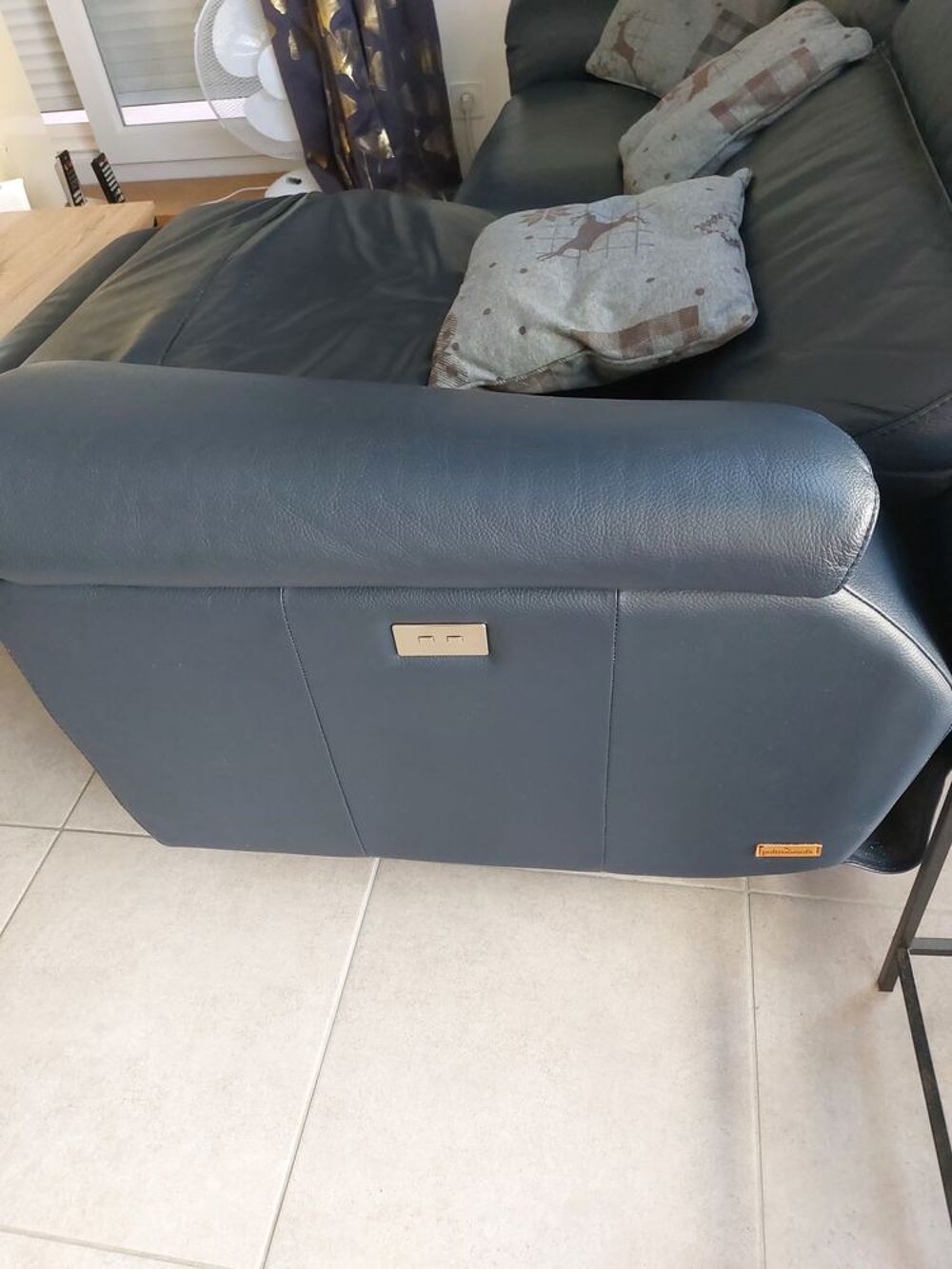 canap&eacute; cuir bleu Meubles