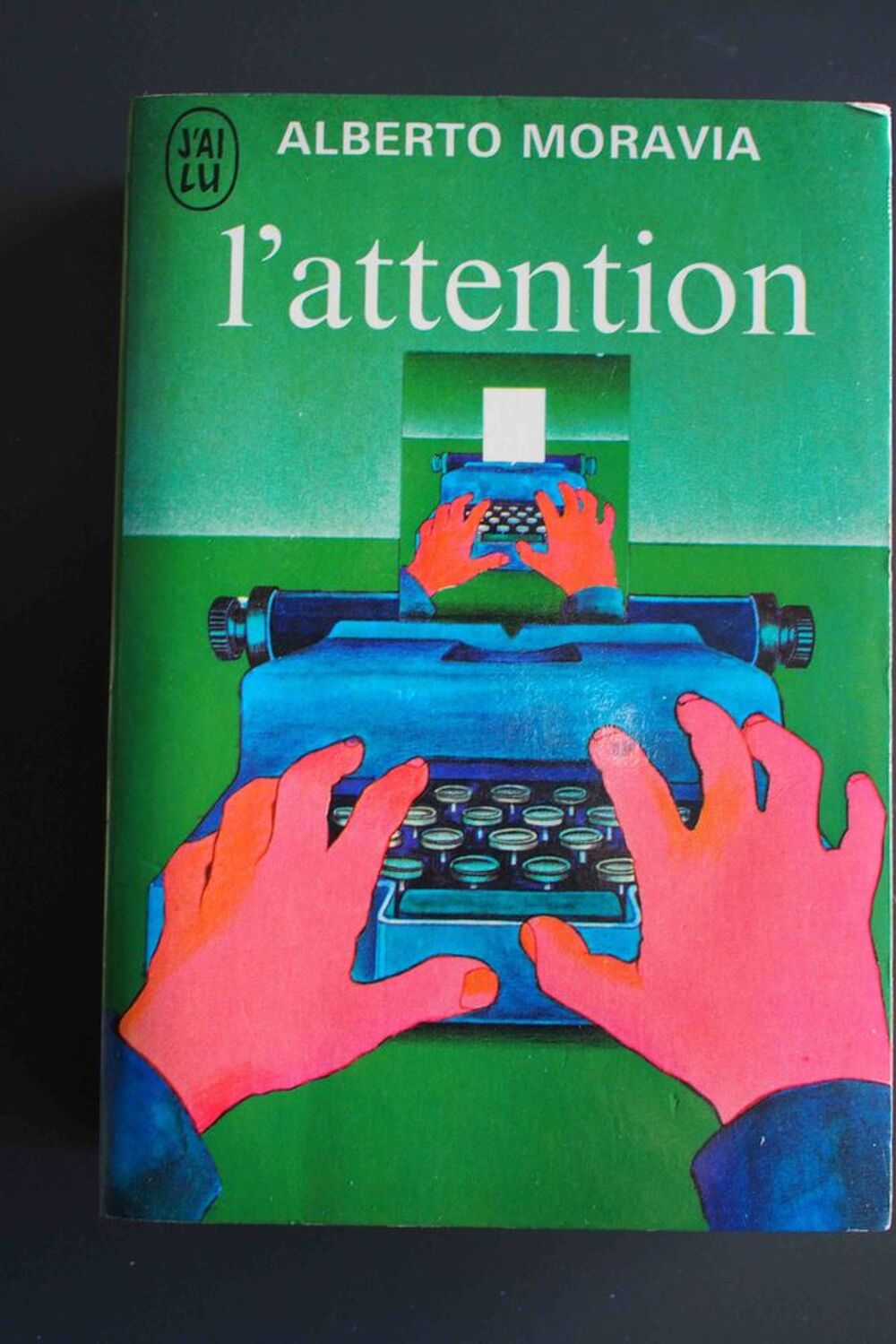 L'attention - Alberto Moravia, Livres et BD
