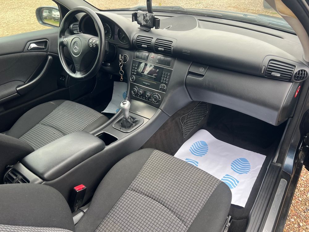 Classe C C Coup&eacute; Sport 220 CDI Sport Edition 2005 occasion 89500 Armeau