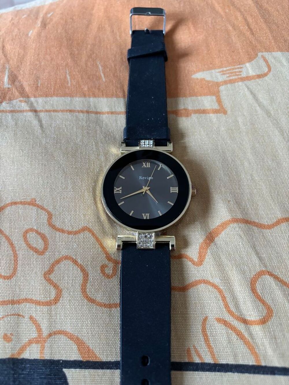 Montre &agrave; quartz neuve tr&egrave;s peu port&eacute; Bijoux et montres