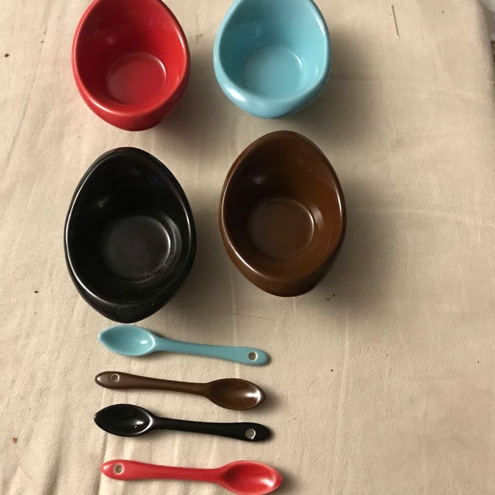 petits raviers de couleurs avec cuillers NEUF Cuisine