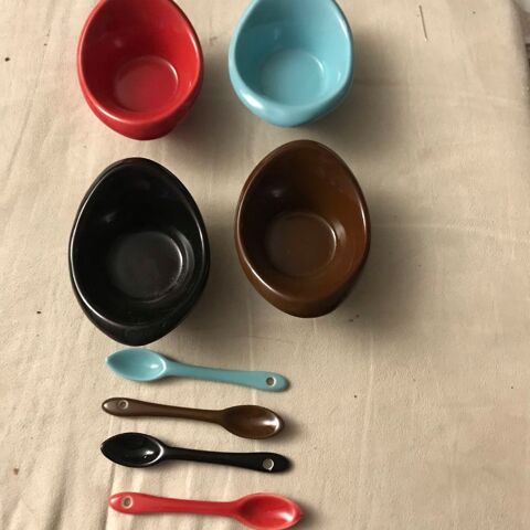 petits raviers de couleurs avec cuillers NEUF 8 Saint-Genis-Laval (69)