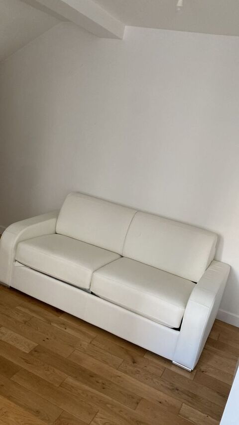 Canap lit convertible cuir blanc 1300 Montrouge (92)