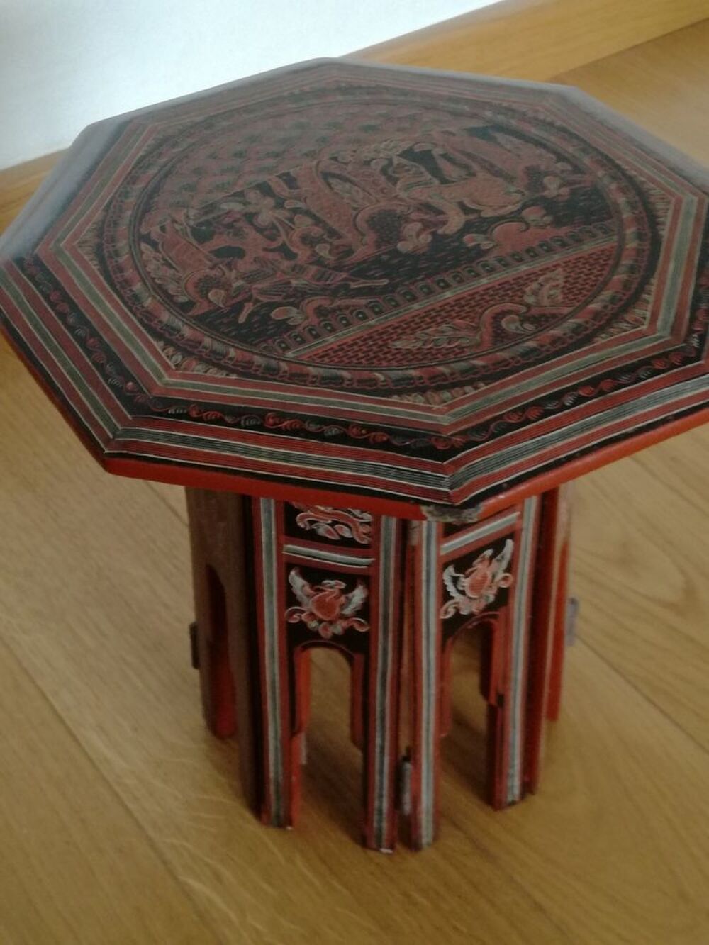 Table pour d&eacute;coration int&eacute;rieure Décoration