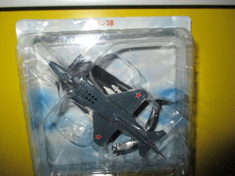 maquette avion russe sovitique mtal miniature neuf 14 Lognes (77)