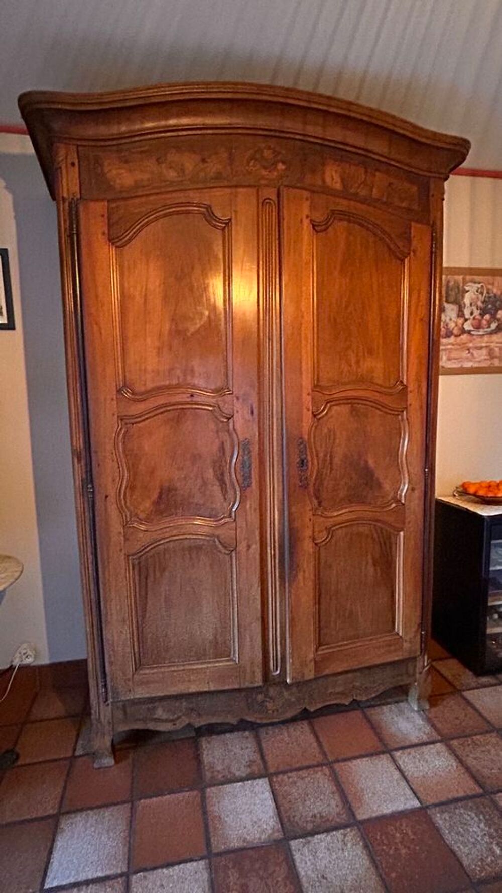 une belle armoire ancienne Meubles
