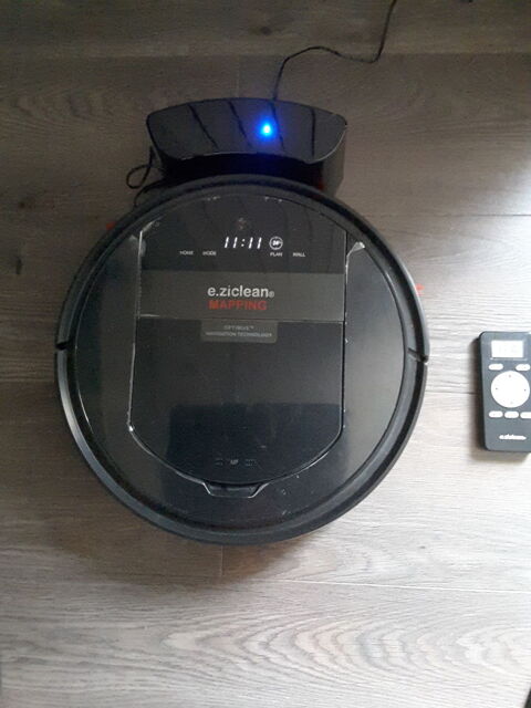 ROBOT ASPIRATEUR LAVEUR 100 Castelnaudary (11)