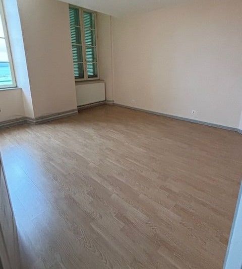  Appartement  louer 4 pices 105 m