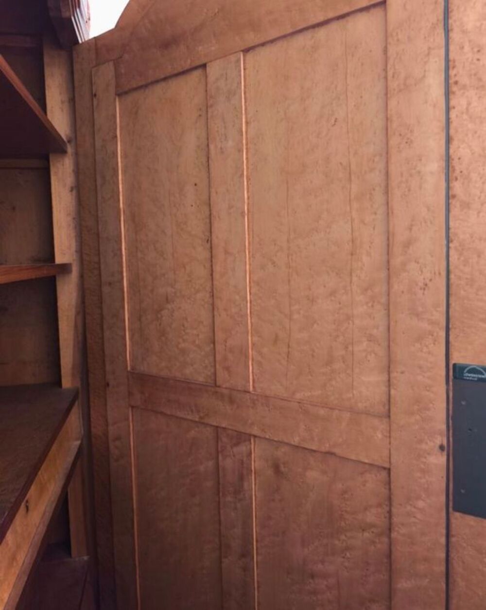 Belle armoire &agrave; glace Meubles