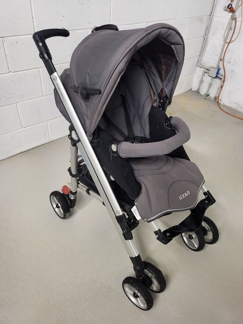 Ensemble poussette 3 en 1 b&eacute;b&eacute; confort Mobilier enfants