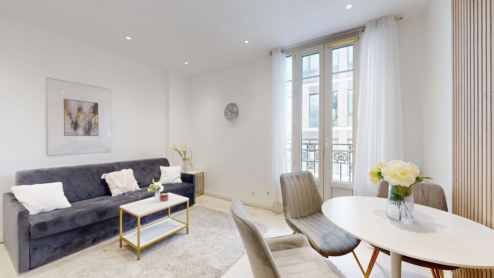 Location Appartement T2 meublé 46 m² de standing, 5e étage avec ascenseur Clichy