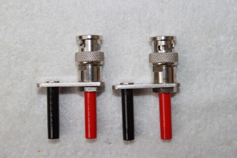 Adaptateur Fiche BNC /fiche banane 3 Montigny-Lencoup (77)