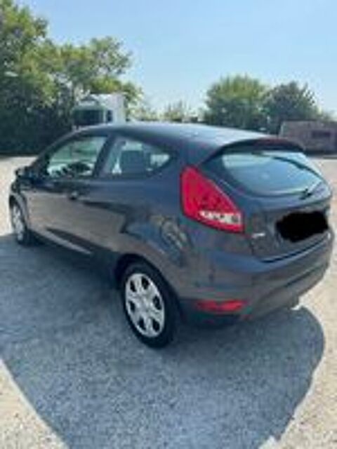 Fiesta 1.4 TDCi 68 Titanium 2009 occasion 17200 Saint-Sulpice-de-Royan
