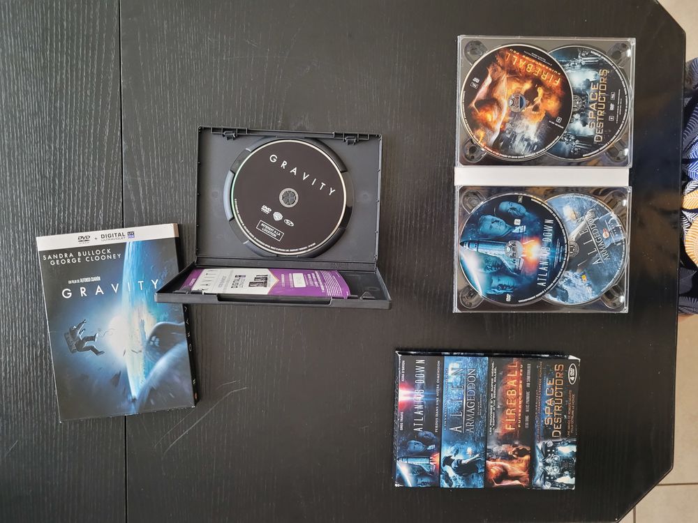 Lot de 5 DVD Science-Fiction ? Gravity + Coffret 4 films DVD et blu-ray