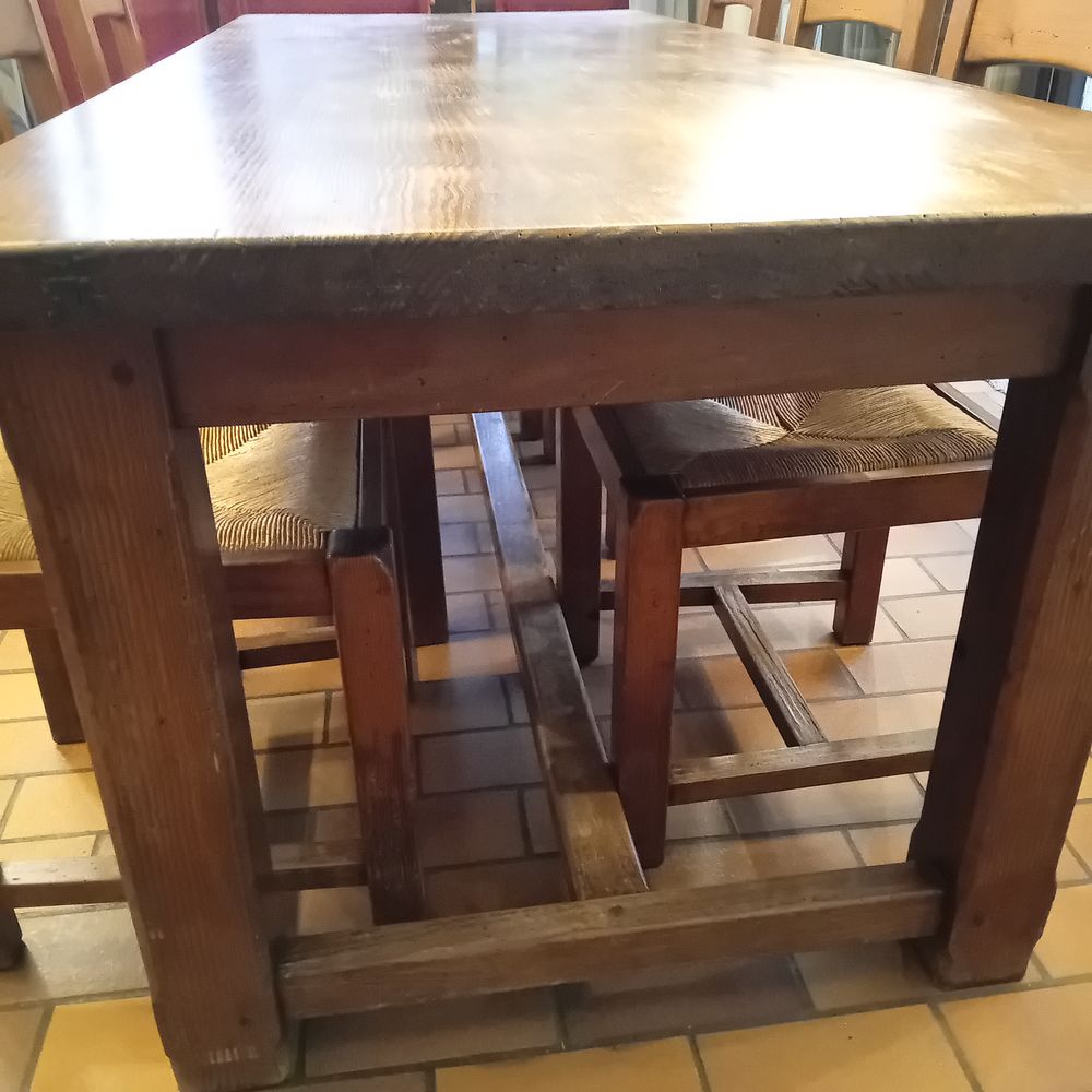 Salle &agrave; manger Meubles