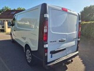 Trafic TRAFIC CA L1H1 1000 KG DCI 115 CONFORT 2015 occasion 76650 Petit-Couronne