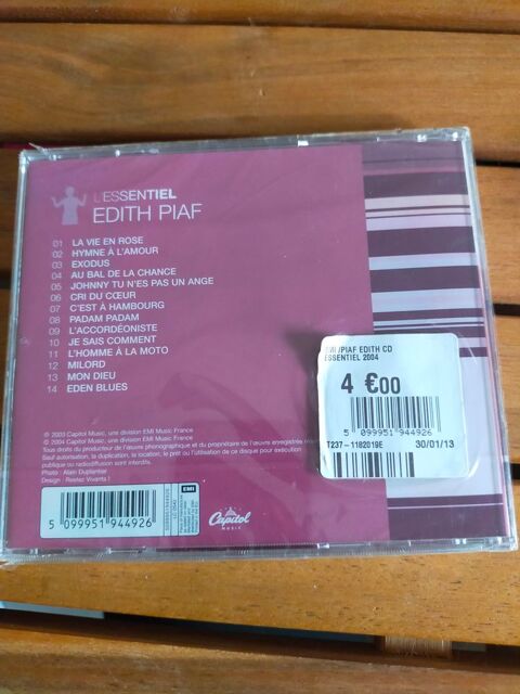 CD Edith Piaf 
2 Ruelle-sur-Touvre (16)