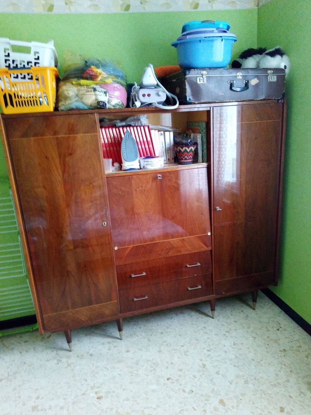 Armoire &agrave; linge Meubles