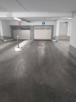  Parking / Garage � louer 11 m�