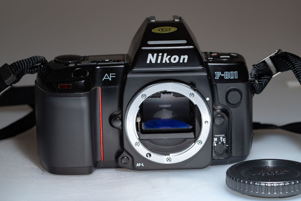 Nikon f801 argentique Photos/Video/TV