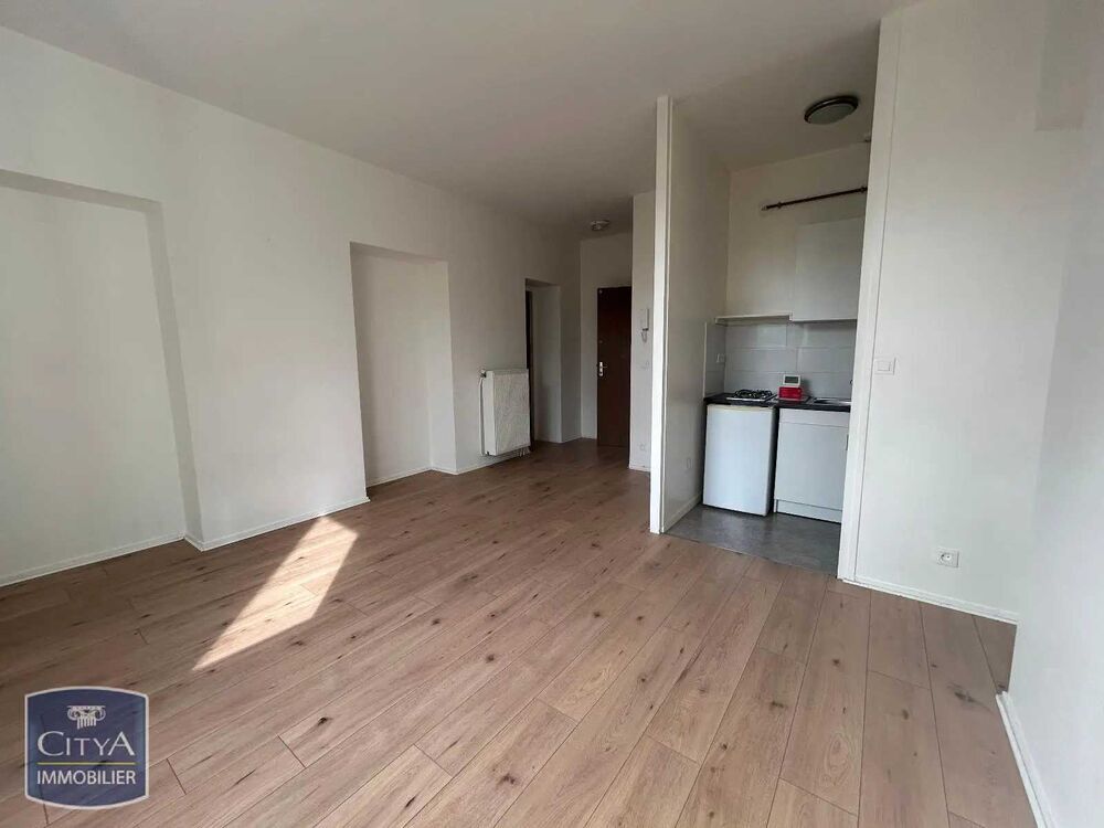 Location Appartement Appartement à  louer 1 pièce 23m² Meaux
