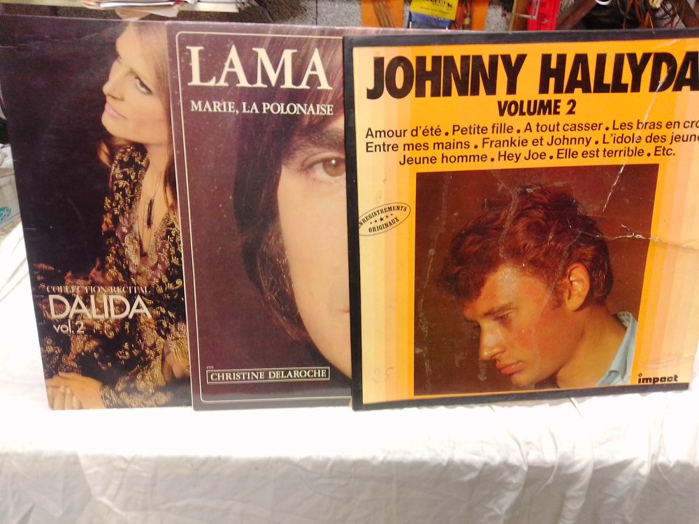 LOT DE DISQUES VINYLS 33 ET 45 TOURS Audio et hifi