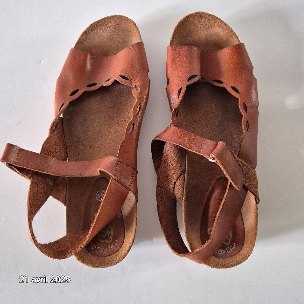 Hee Sandales chaussures compens&eacute;es couleur Cognac, en cuir e Chaussures