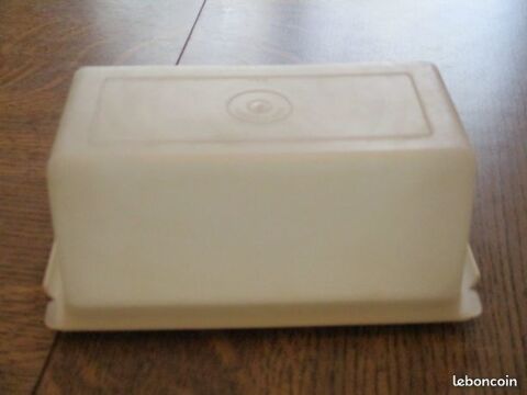 Beurrier ou peut servir � autre choses tupperware 8 M�rignies (59)