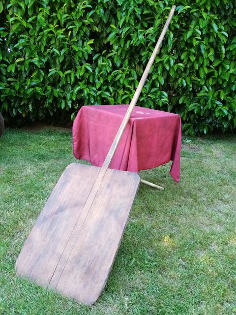 Ancienne pelle � pain rectangulaire longueur 2m97 45 Avermes (03)