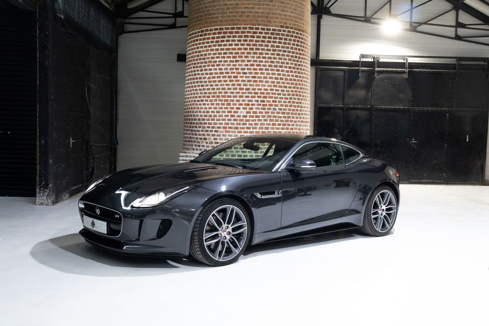 F-Type Coup&eacute; V8 R 5.0 550 Suraliment&eacute; A 2014 occasion 35440 Montreuil-sur-Ille