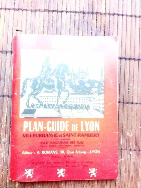 Ancien Guide Touristique de Lyon ? Couverture Rouge 7 Battrans (70)