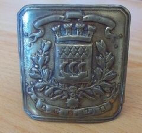 BOUCLE DE CEINTURE POMPIERS DE PARIS 40 Draguignan (83)