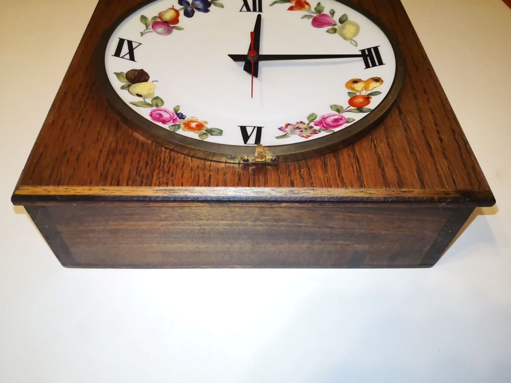 Ancienne Horloge boite Vintage R&eacute;tro en bois et porcelaine Décoration