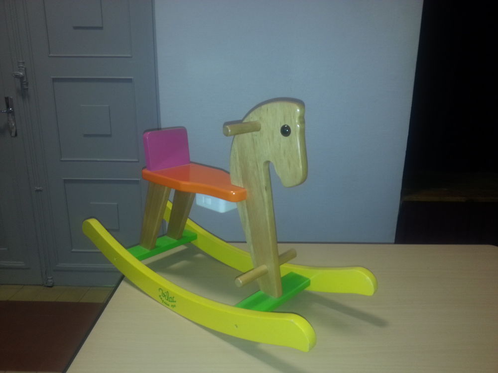 Cheval &agrave; bascule Jeux / jouets