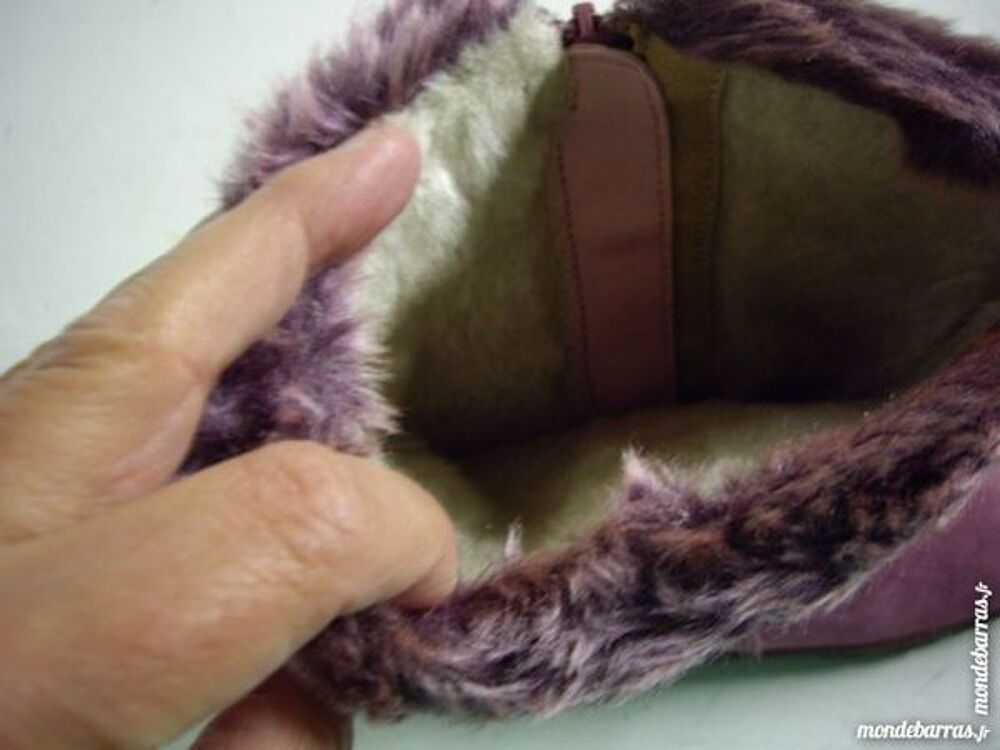 Bottes fourr&eacute;es Violine pt 38 neuves Chaussures