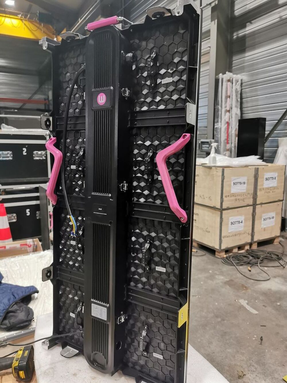 D&eacute;stockage Ecrans LED Num&eacute;riques Photos/Video/TV