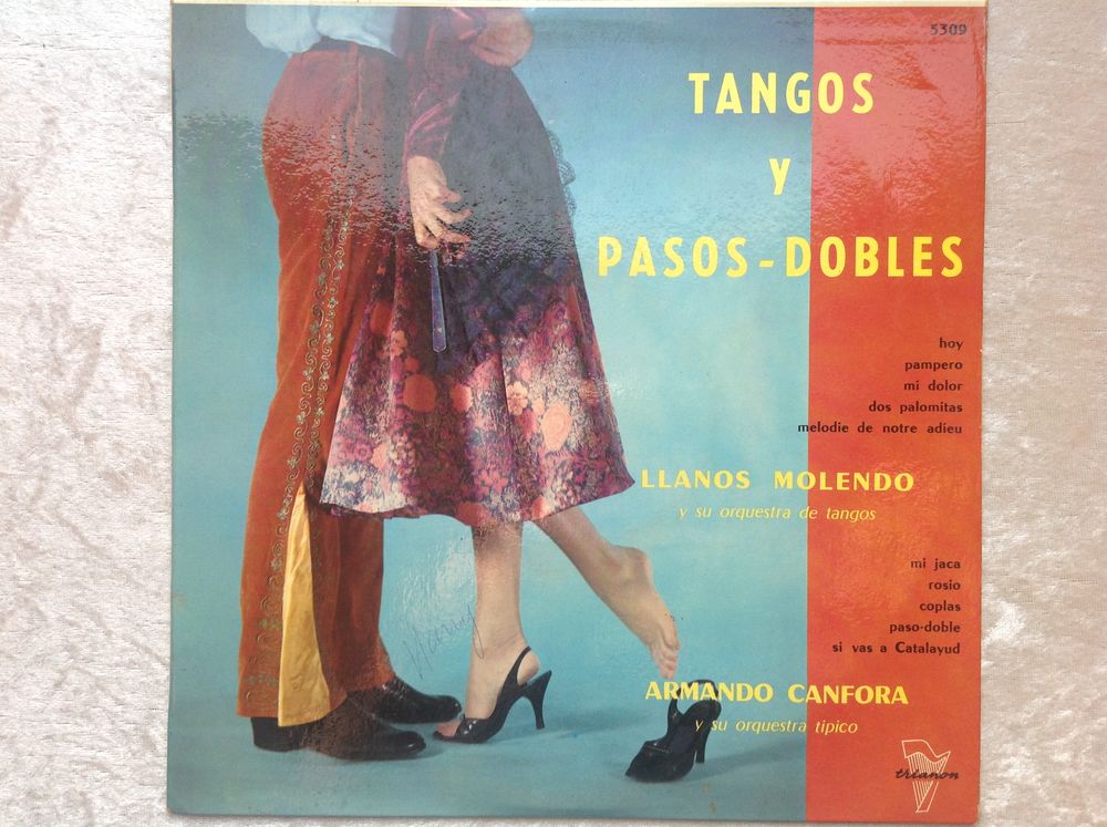 TANGOS Y PASOS DOBLES LLANOS MOLENDO HOY...Envoi Possible
CD et vinyles