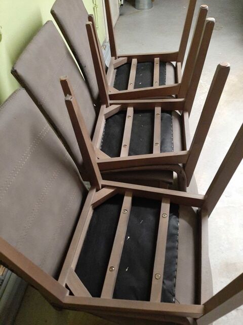 6 chaises d'intérieur. Fameck (57)