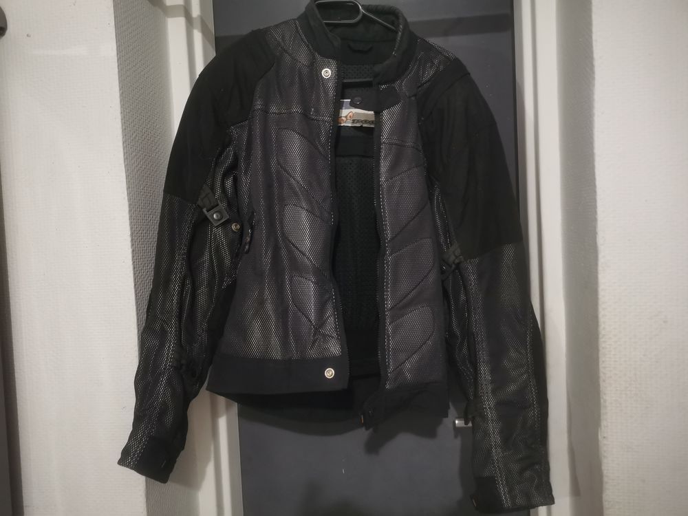 Veste moto Vêtements