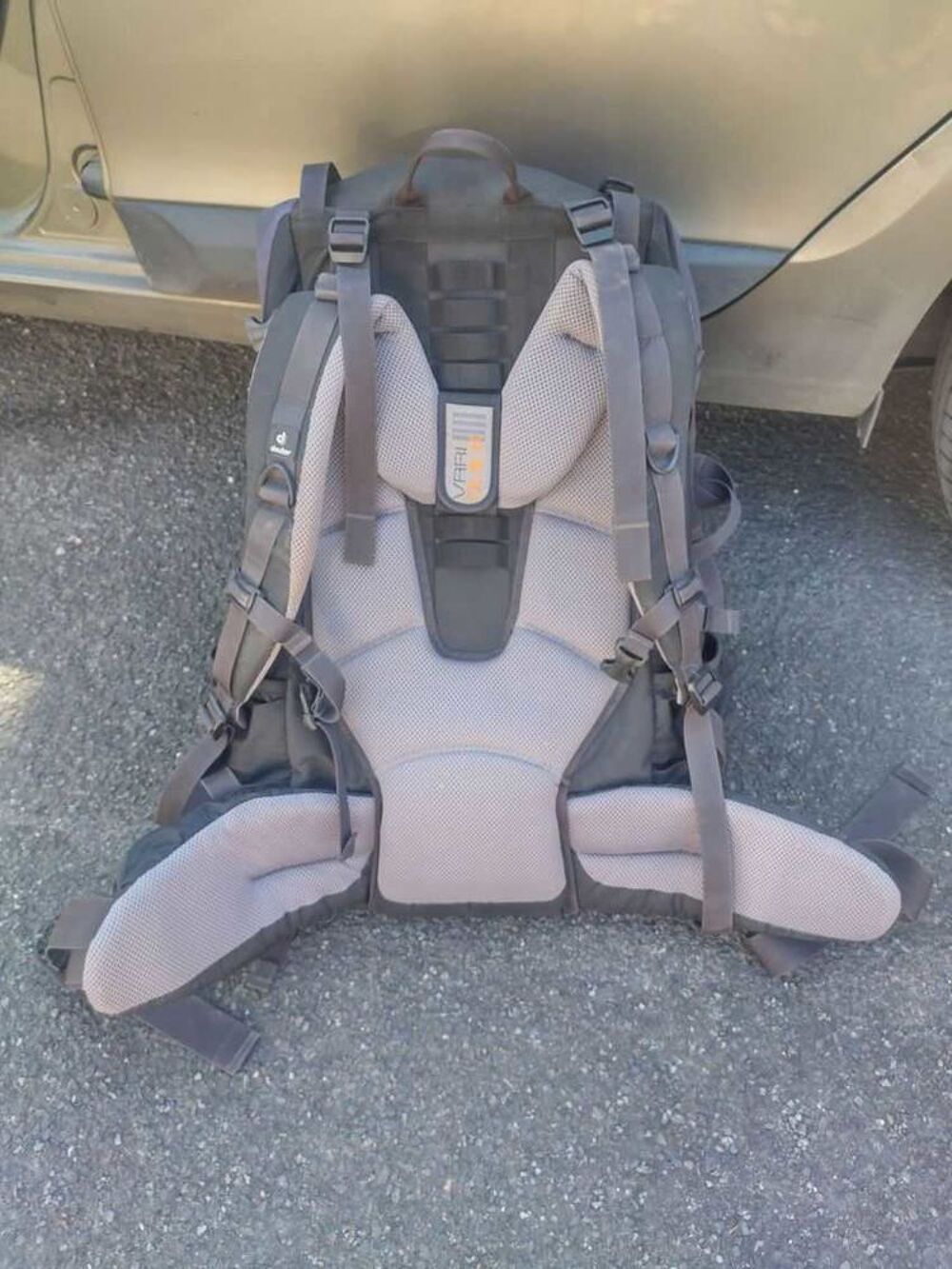 Sac de randonn&eacute;e deuter quantum 70+10L. Avec la protection de pluie 160 Sports