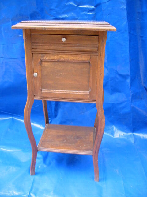 Table de Chevet en Bois Vintage 60 Saint-Maximin (60)