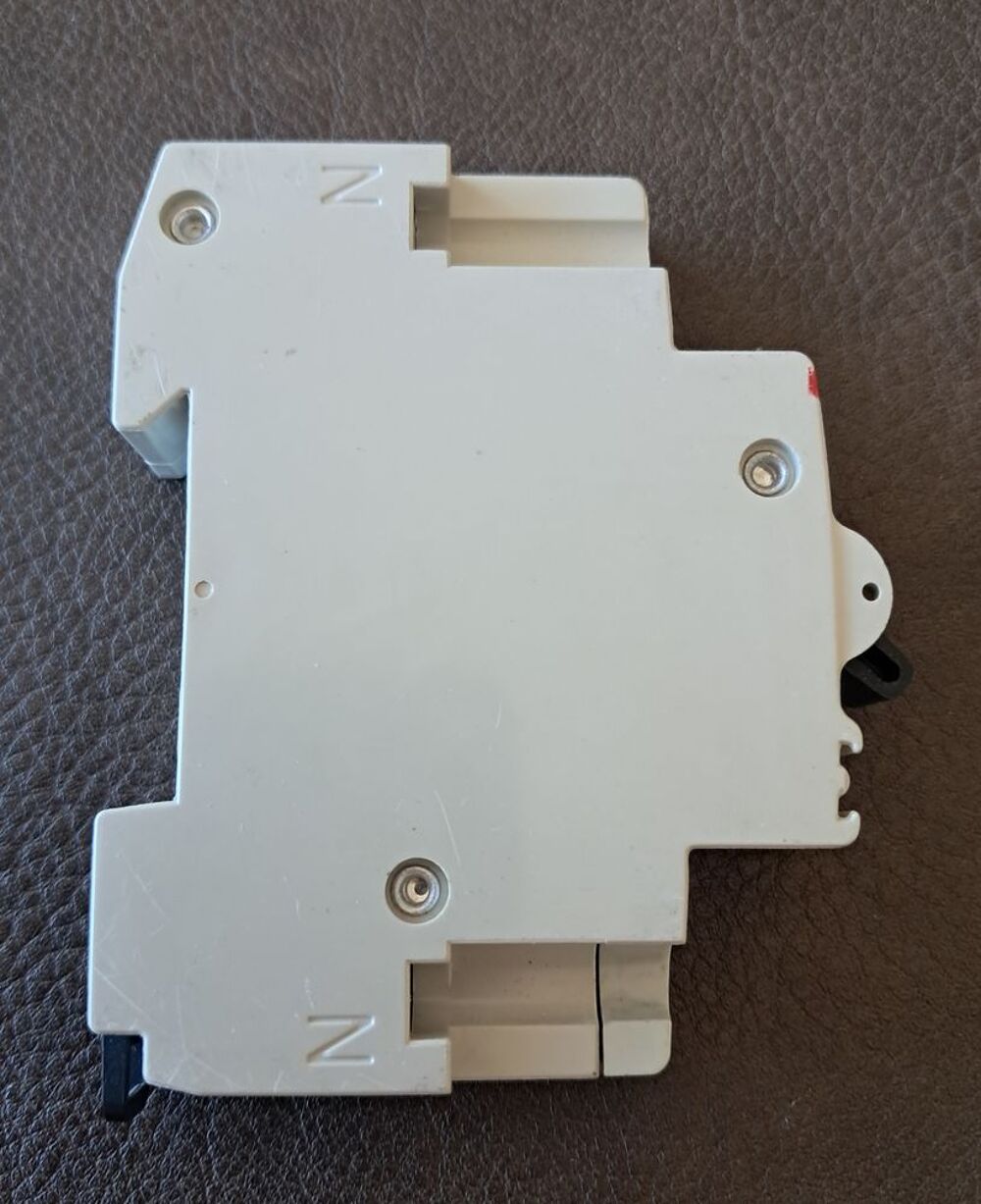 Disjoncteur ABB S 91 N C20 230 V Bricolage