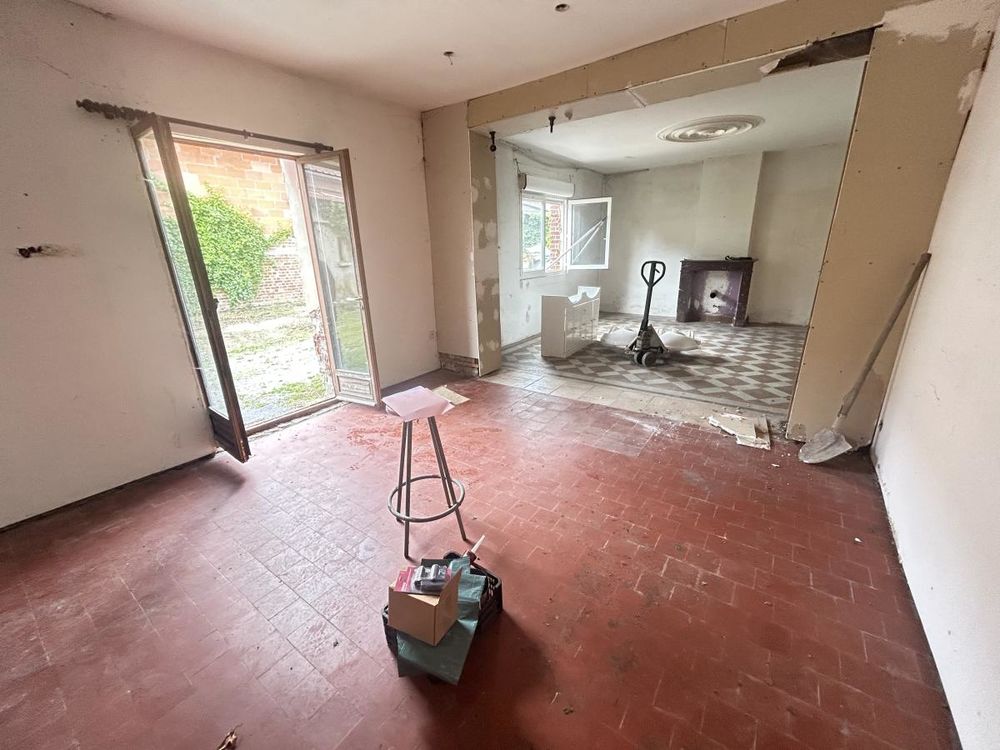 Vente Maison MAISON INDIVIDUELLE A RENIOVER A VENDRE A VILLERS GUISLAIN Villers-guislain