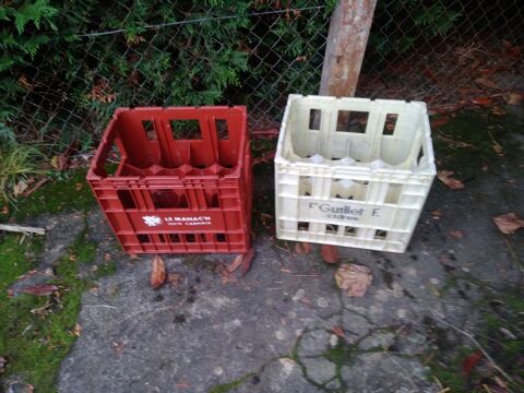 2 casiers bouteilles (12 bouteilles) 15 les 2 . 15 Saint-Malo-de-Phily (35)