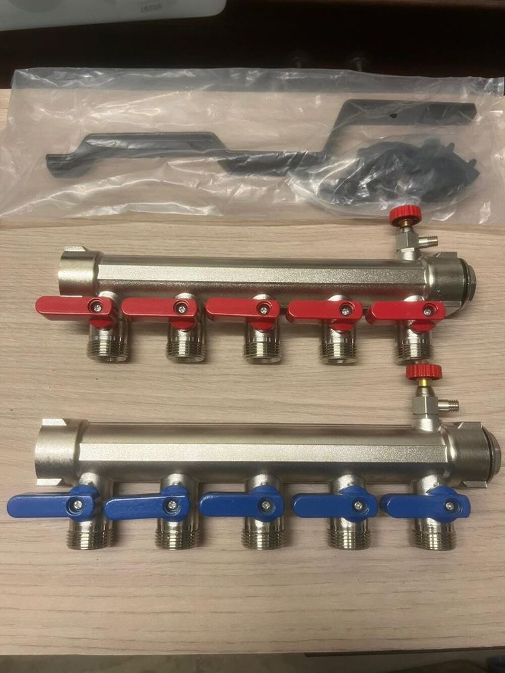 DESTOCKAGE PRO - Kit nourrice Double ALU (4 ou 5 d&eacute;parts) Bricolage
