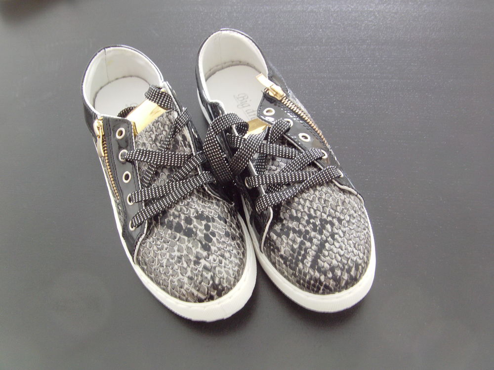 Tennis noire pointure 38 Chaussures
